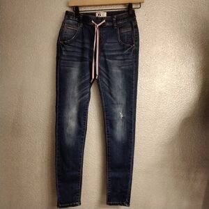 Zara Women's /Juniors  XS Skinny Jean Size 7